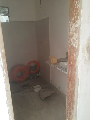 Pedreiro (preciso para o serviço abaixo)