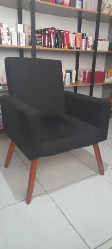 Par de Poltrona decorativa Suede cor Preto.