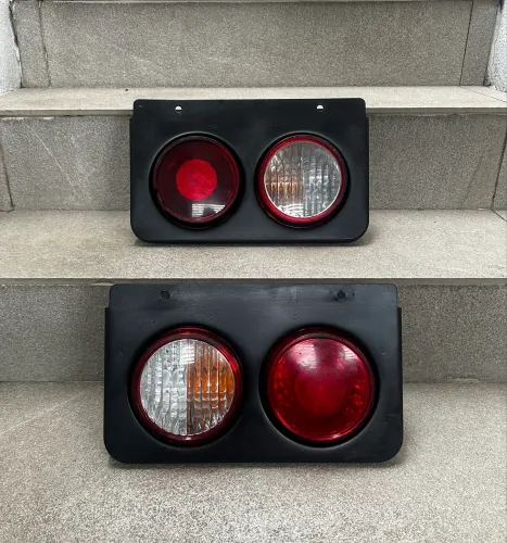 Par de Lanternas Traseira KIA BONGO e HR.