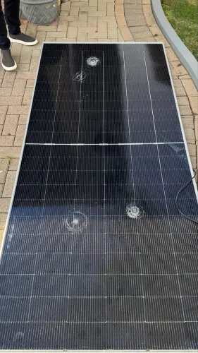 Placas solares com vidro rachado!