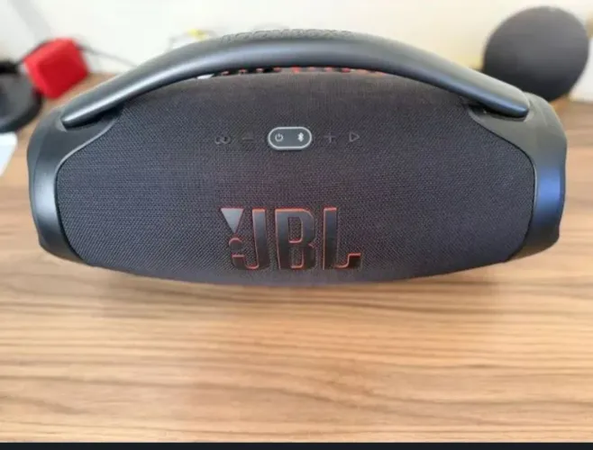 Caixa JBL Boombox 3