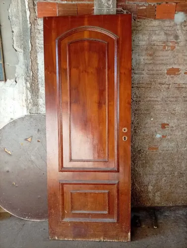 Vende se porta usada 