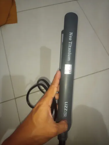 Vende-se prancha lizz neo titâniu