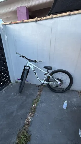 Hupi naja 2025 aro 29