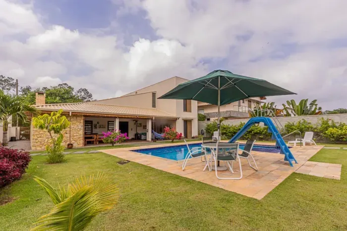 CASA A VENDA NO RESIDENCIAL PONTE DE PEDRA - GUARAREMA - SP