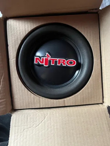 Alto falante sub de 8 polegadas nitro