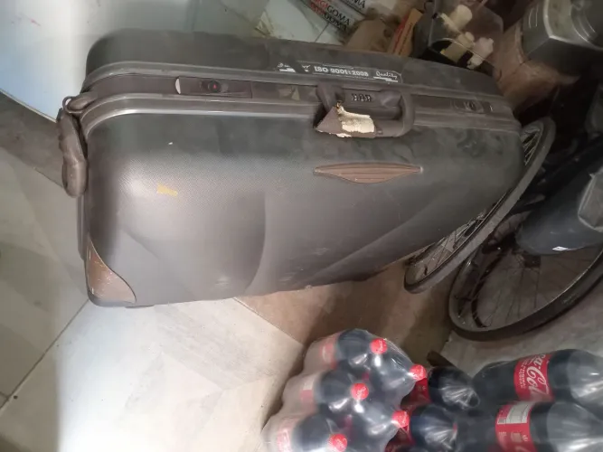 Mala americana  para viagem. 