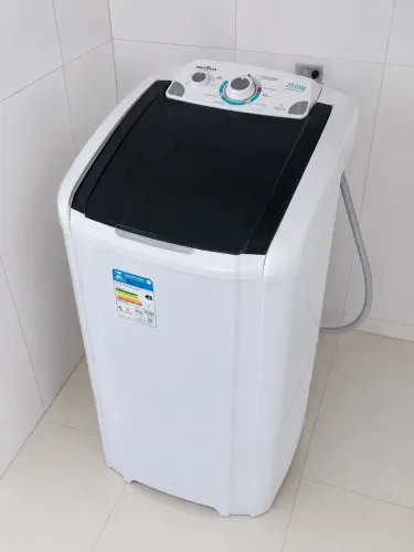 Tanquinho Britânia 20,6kg Semi Novo | Menos de 1 ano de uso