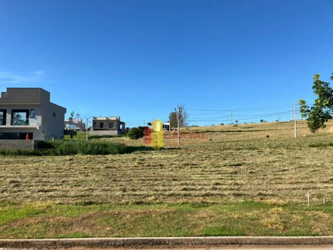 Terreno à venda Cond La Dolce Vita, 250 m² por R$ 200.000