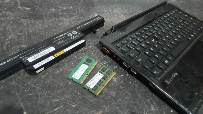 Peças de notebook e memória