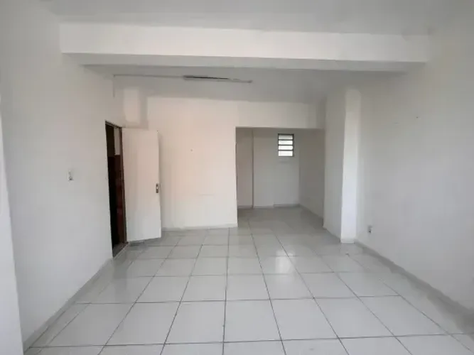 Alugo Sala no Edifício RIO MADEIRA n-o CENTRO# na Rua Costa Azevedo 5ºANDAR#$