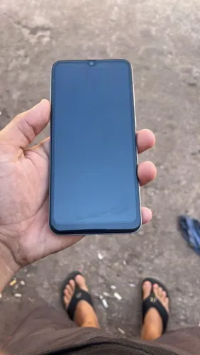 Samsung Galaxy A30 à Venda - Bom Estado, Preço Negociável