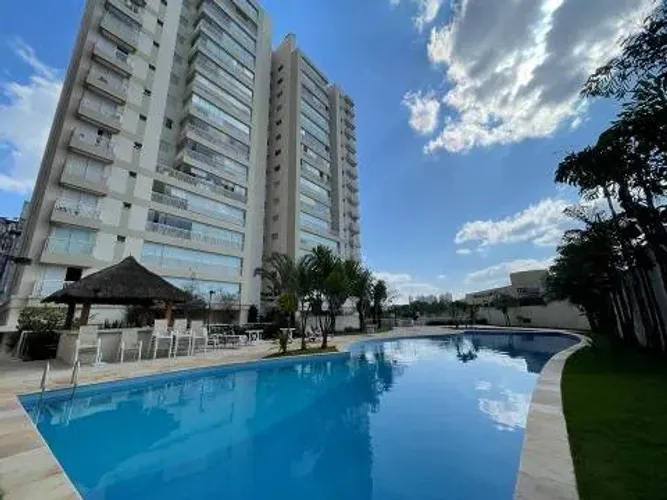 Apartamento à venda no Condomínio Privilège Liceu no Taquaral em Campinas - SP.