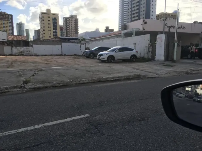 Valor de Super OPORTUNIDADE! Terreno com 660 m² para ALUGUEL- Manaíra - João Pessoa/PB