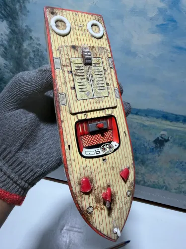 Barco antigo miniatura anos 60