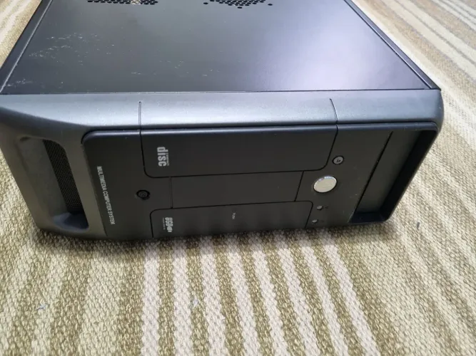 Gabinete Mini-ATX Lacrado - Novo
