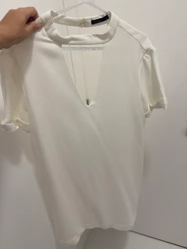 Vendo vestido off white - marca Dress To - usado só 1 vez.