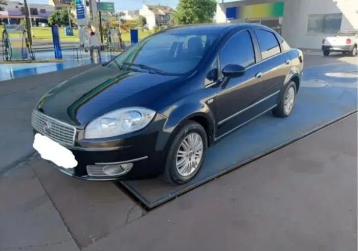 Fiat Linea LX 1.9/ 1.8 Flex 16V 4P 2010