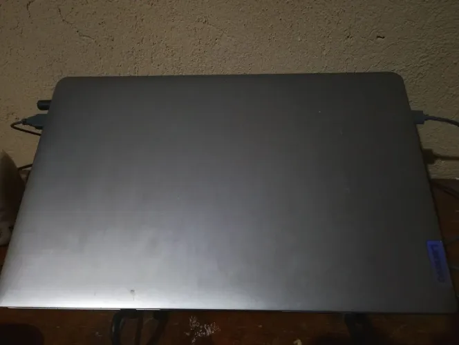 Notebook Lenovo IdeaPad 3 - usado