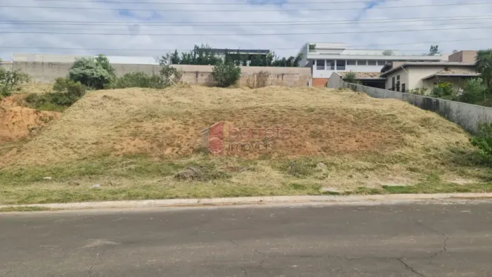 TERRENO À VENDA NO CONDOMÍNIO PORTAL DA COLINA EM JUNDIAÍ/SP
