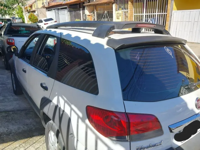 Fiat Palio Weekend Adventure Locker 1.8 Flex 2015