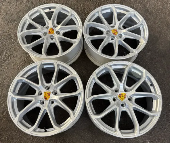 Rodas esportivas aro 18 tala 8 furacão 5x105 Cruze