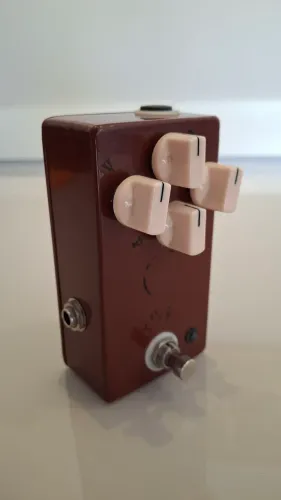 Pedal JHS Charlie Brown V1