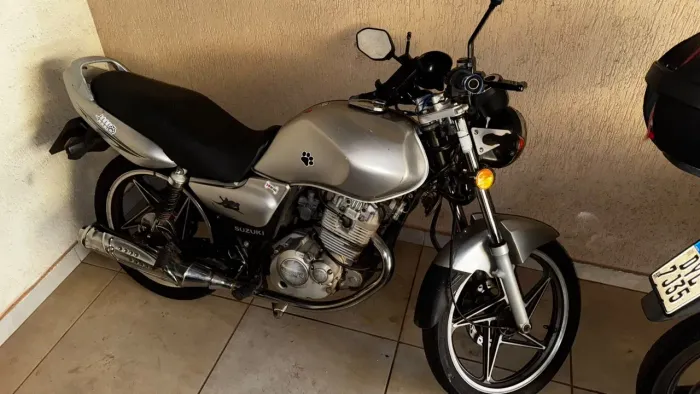 Moto a venda