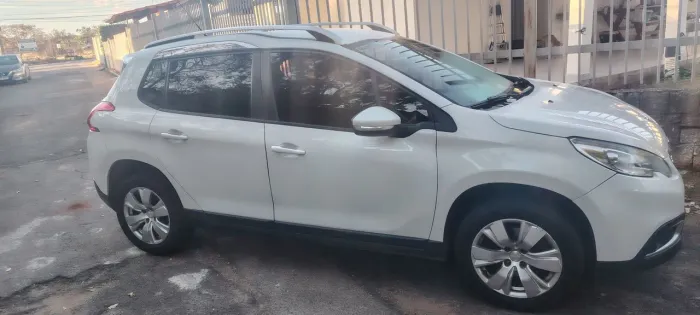 Peugeot 2008 Allure 1.6 Flex 16V 5P Aut. 2017