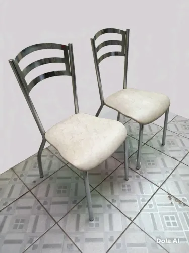 Cadeiras metálicas carraro 