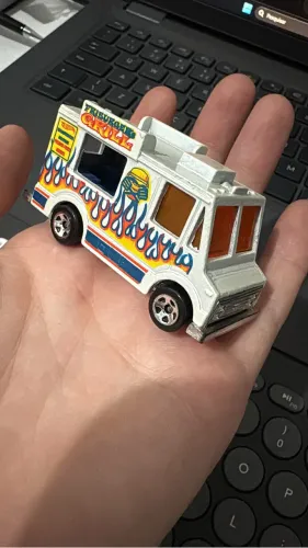 Hot Wheels Quick Bite 2009 Branco