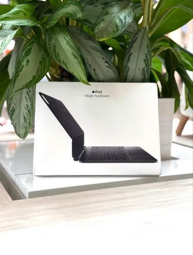 MAGIC KEYBOARD IPAD PRO M4 e M5 NOVO OPORTUNIDADE!