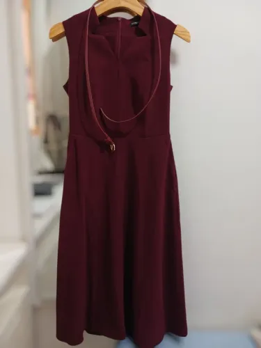 Vestido Midi Com Cinto Marsala