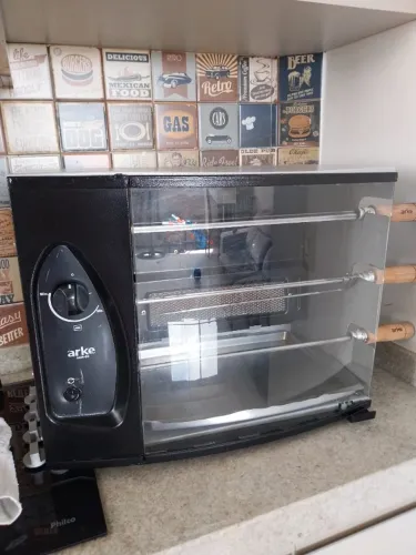 Churrasqueira A Gás Rotativa 3 Espetos Arke