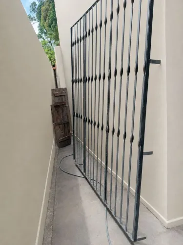 Grade de porta grande