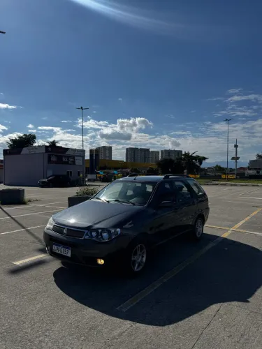 Fiat Palio Weekend HLX 1.8 MPI Flex 4P 2005