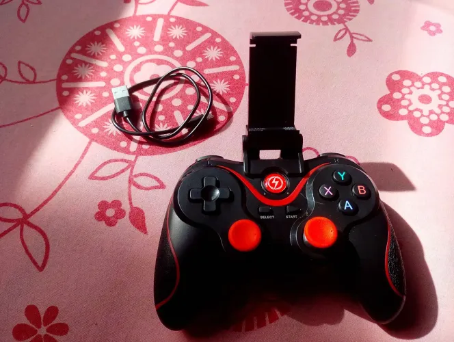 Controle joystick, com bluetooth para celular