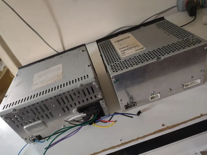 2 rádio pra carro. 80 reais 