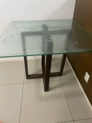 Mesa de vidro 4 lugares