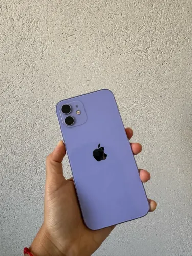 iPhone 12 128gb Lilás