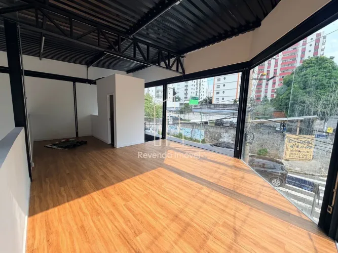 Salão Comercial de Alto Padrão no Centro de Santo André-SP 4 vagas de garagem, 182,12 m² -