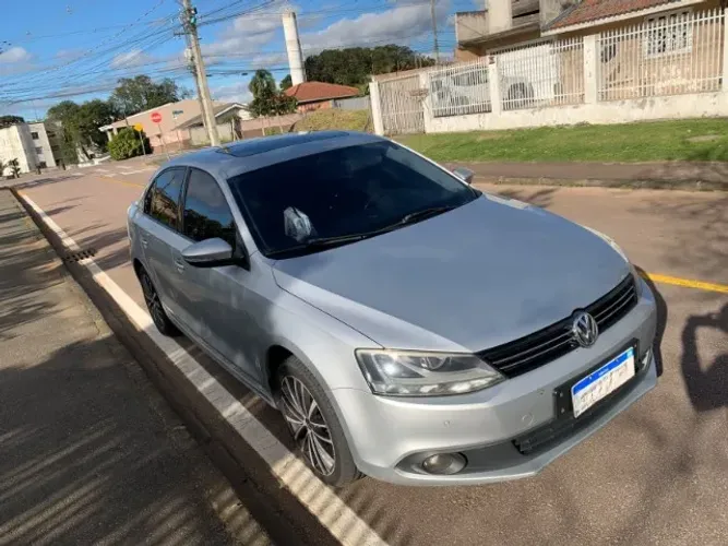 Volkswagen Jetta Comfortline 2.0 T.flex 8V 4P Tipt. 2011