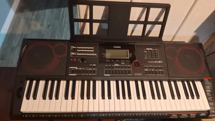 Teclado CT-X5000 + Suporte + Pedal + Capa