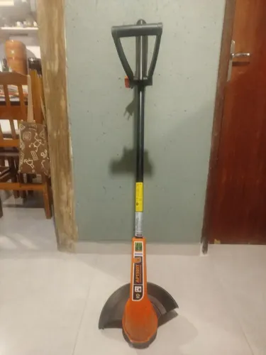 Aparador de grama Tramontina
