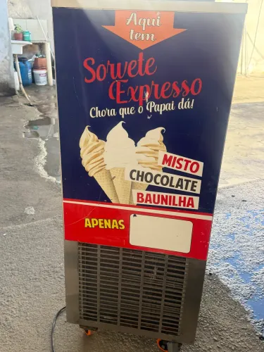 MÁQUINA DE SORVETE SORVETEC