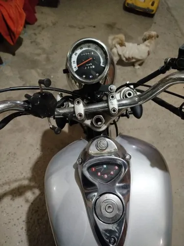 Dafra Kansas 150