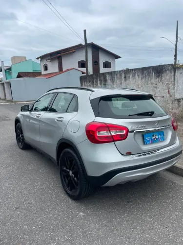 Mercedes-Benz GLA 200 Adv. 1.6/1.6 TB 16V Flex Aut. 2016