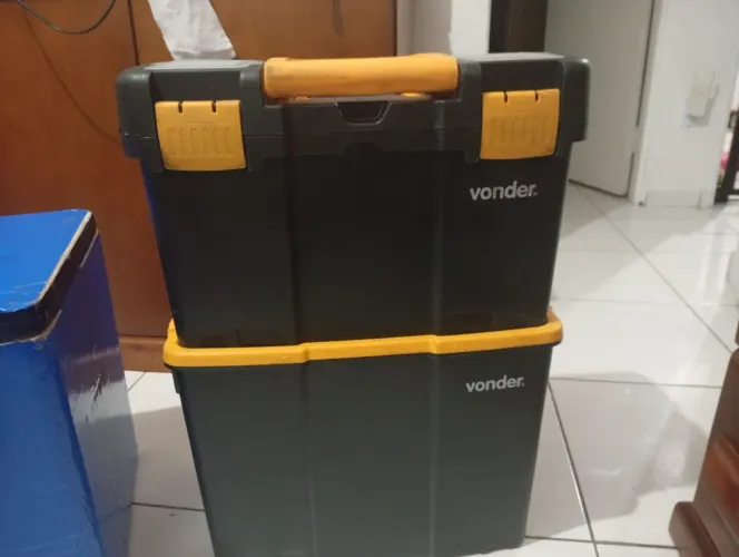 Caixa de ferramenta Vonder 2x1 com rodas crv 0300
