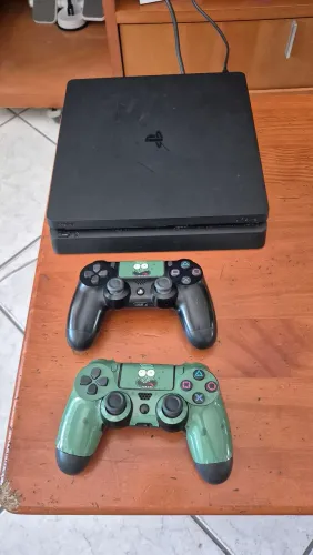 PS4 Playstation 4 Slim 1tb 2 Controles Rick and Morty
