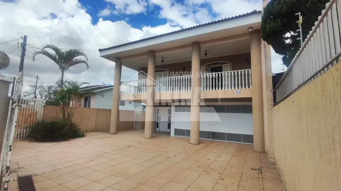 SOBRADO A VENDA EM OFICINAS